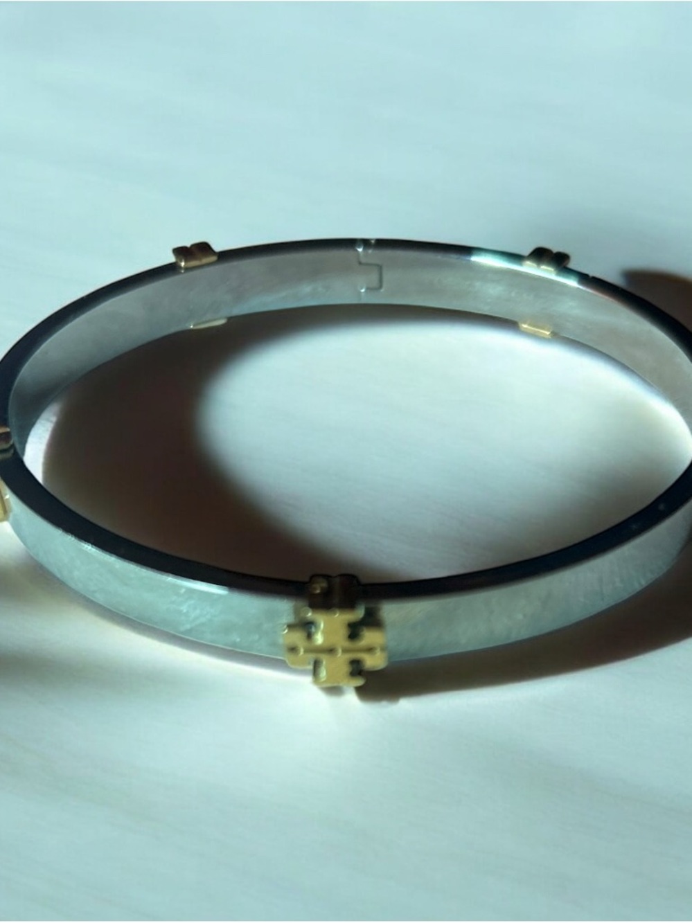 NEW Tory Burch Classic Logo Hinge Bangle Bracelet